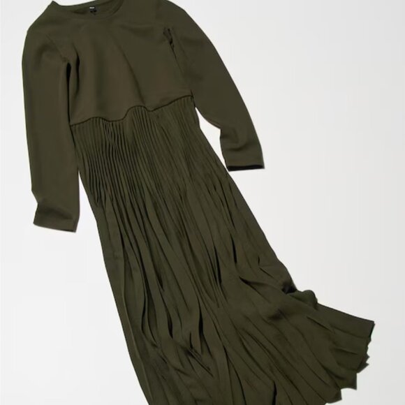 Uniqlo Olive Green Pleated Dress BNWT - Picture 4 of 6